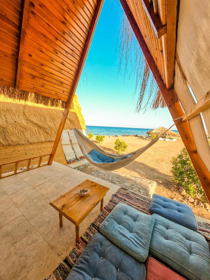 Вилла Aladdin Camp Нувейба Экстерьер фото